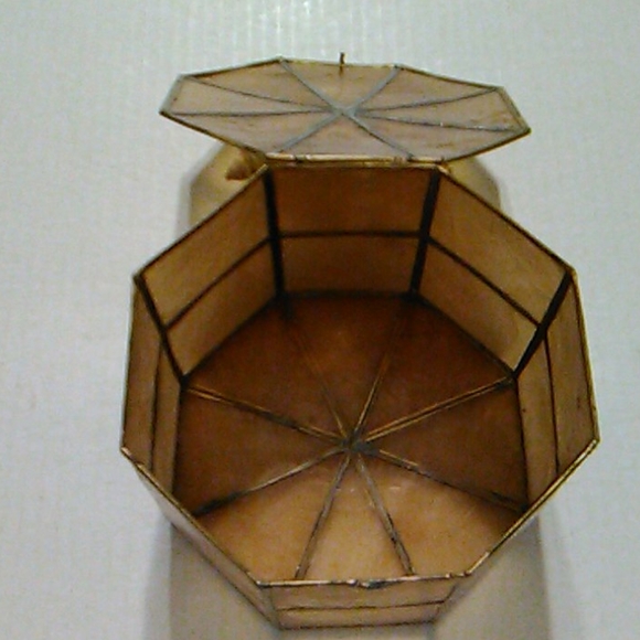 Shell Box - Picture 4 of 8